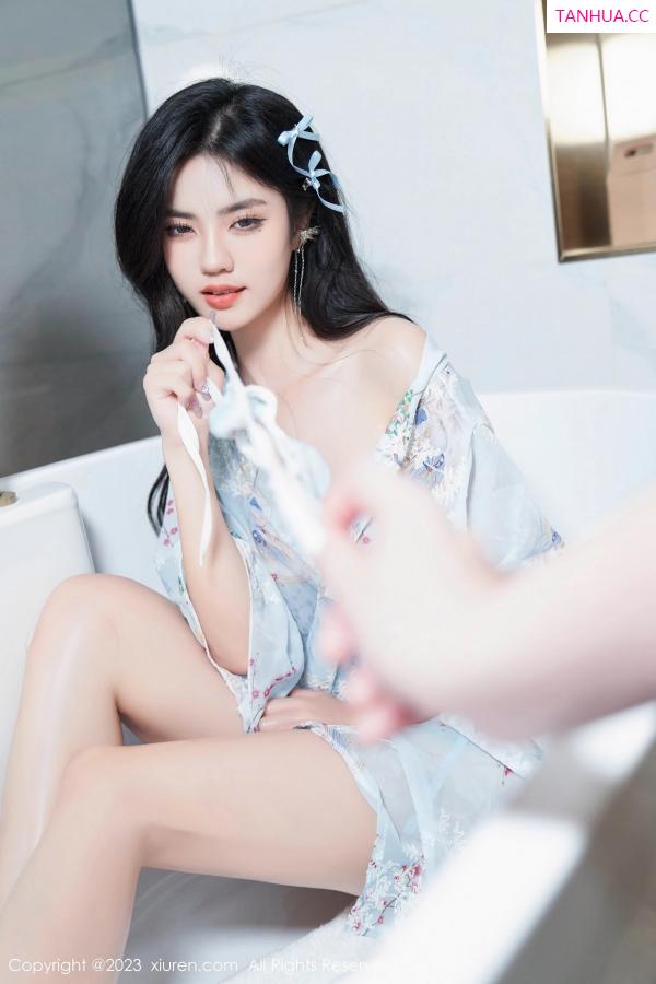 李浅浅  [XiuRen]高清写真图 2023.06.15 No.6924 浅浅Danny 丝袜美腿第65张图片